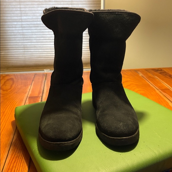 UGG boots - Picture 6 of 8